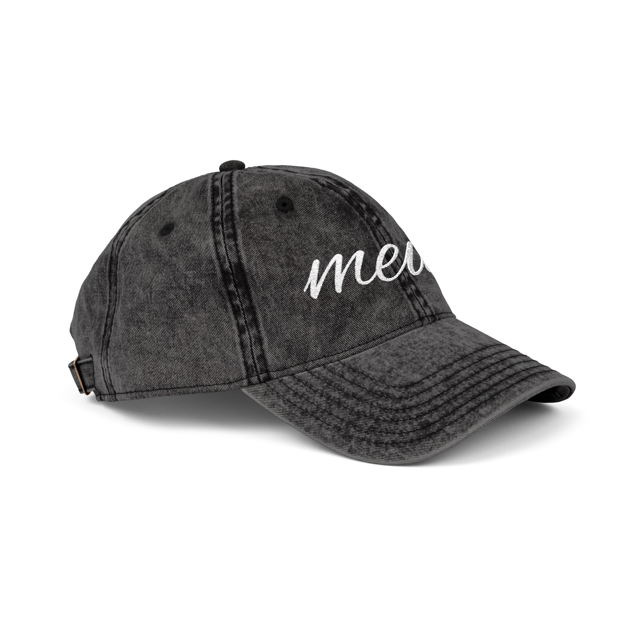 Gorra meuw ajustable y con diseño gastado